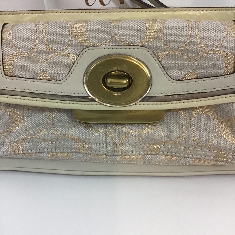 COACH beige / cream /gold wristlet / clutch - Picture 6 of 11
